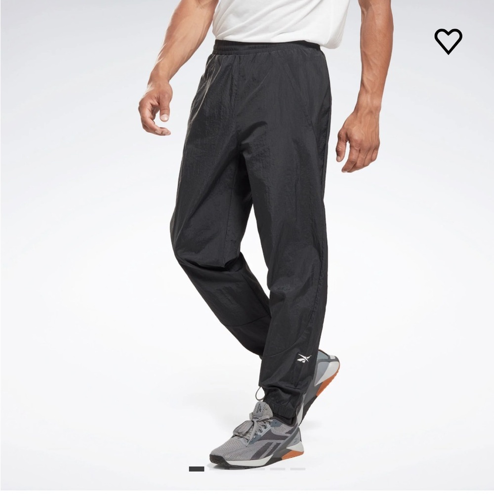 I bought them for 69.99 at macys, they dont fit